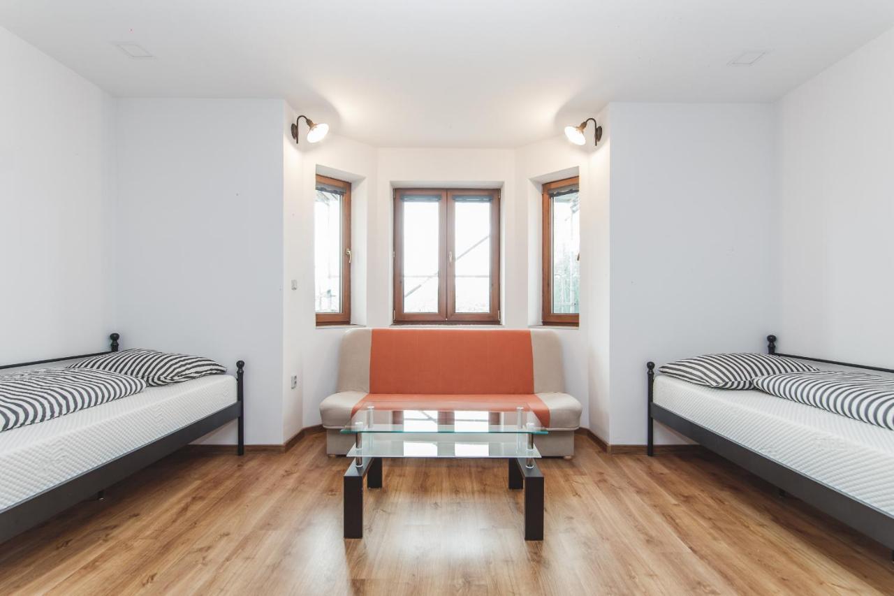 Villa U Areny 俄斯特拉发 外观 照片